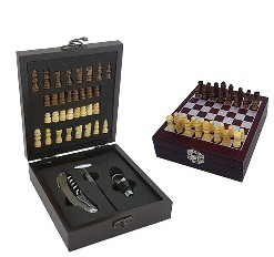 [J24618] SET DE ACCESORIOS PARA VINO  CON AJEDREZ CAJA MADERA (J24618)